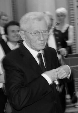 IMG 1730  703x1024 