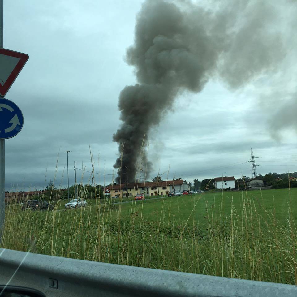 Incendio a Lonate Ceppino