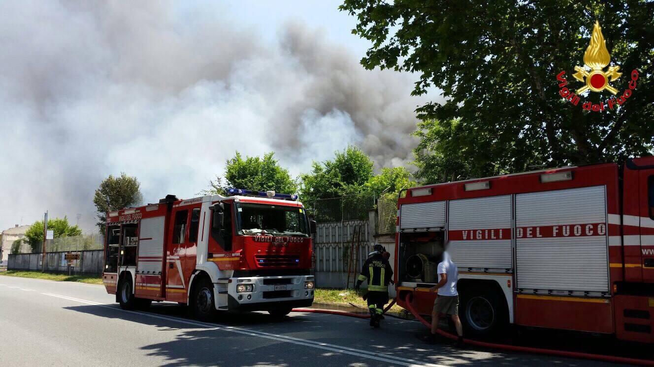 incendio castellanza ex crespi legnano