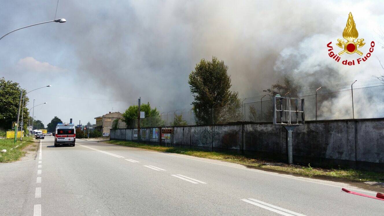 incendio castellanza ex crespi legnano