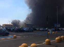 Incendio Castellanza via Diaz/2 - le foto dei lettori