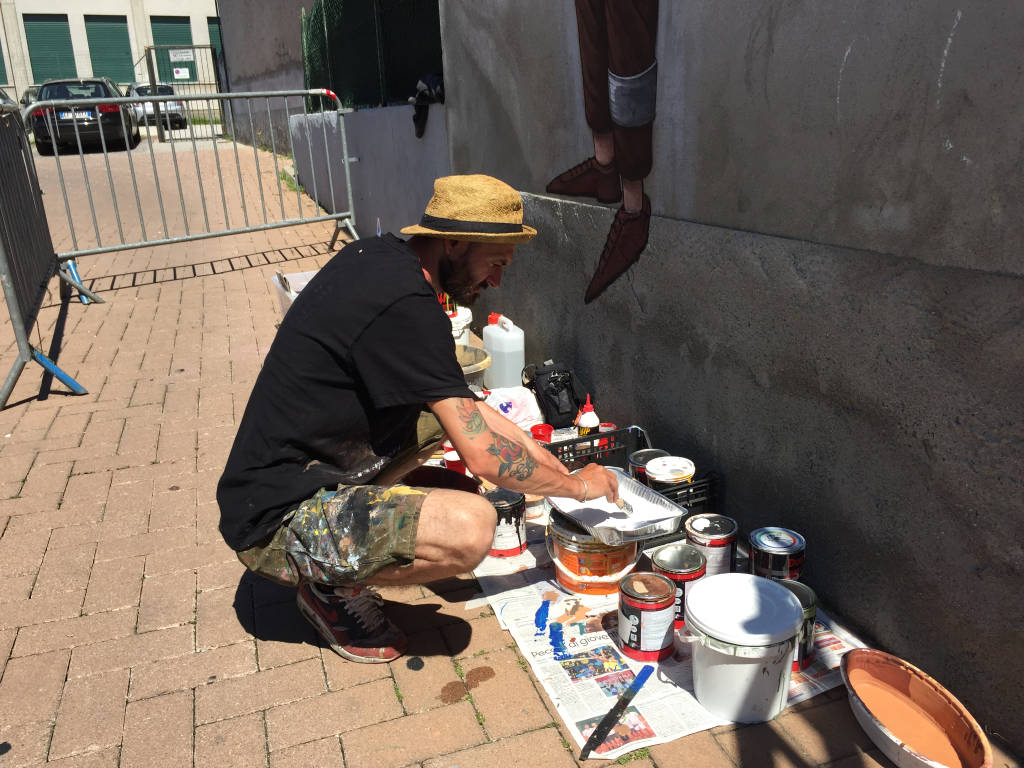 Ispra, un murales contro il gioco d'azzardo