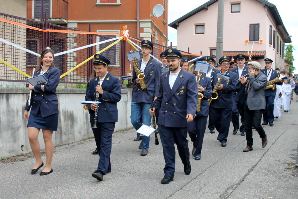 Vedano ha festeggiato il suo don "Battino"