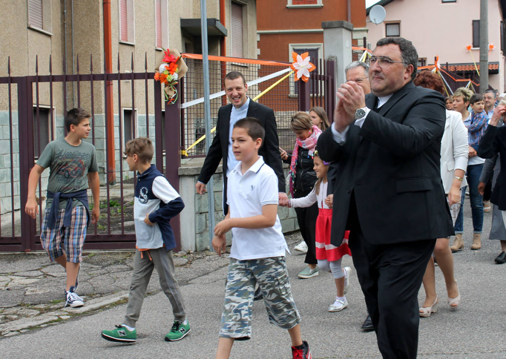 Vedano ha festeggiato il suo don "Battino"