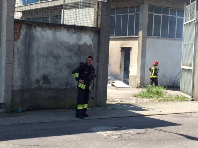 vigili del fuoco incendio ex crespi