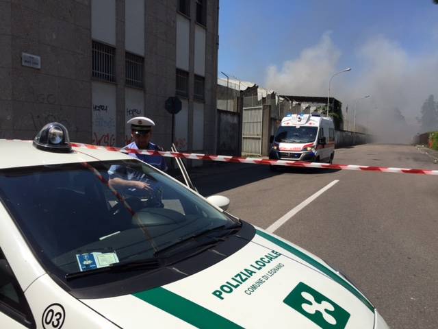 vigili del fuoco incendio ex crespi