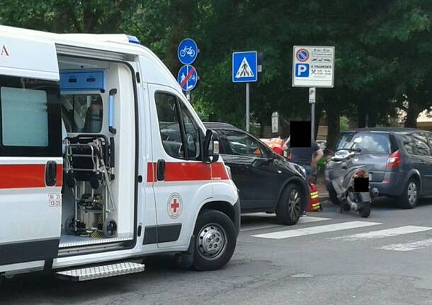 Investita in Piazza Carroccio: 74 enne ferita