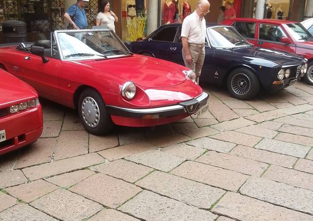 Alfa Romeo storiche in centro a Varese