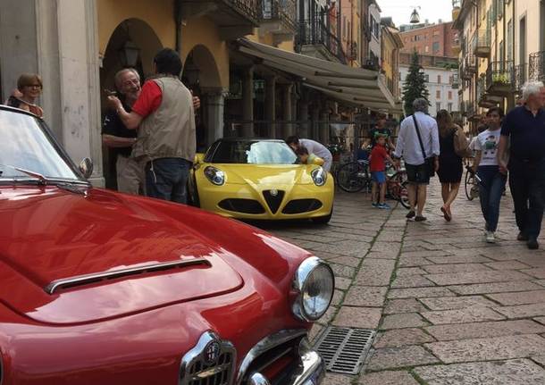 Alfa Romeo storiche in centro a Varese