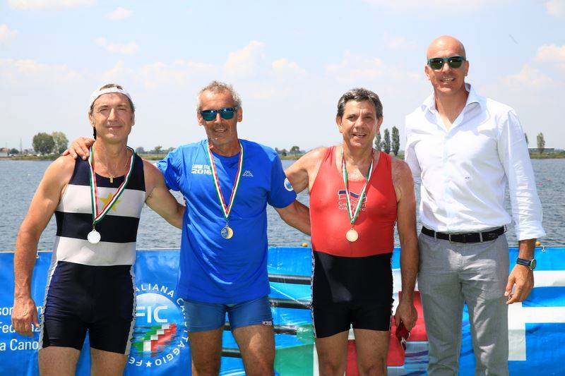 Canottieri Gavirate, otto medaglie ai campionati italiani master