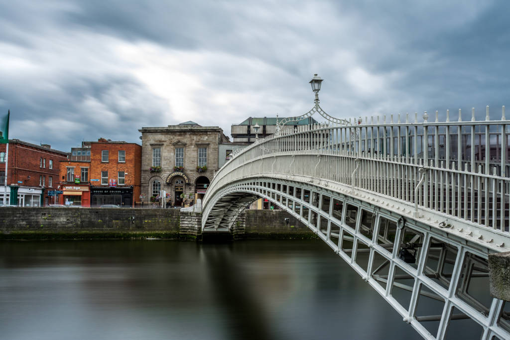 EIRE