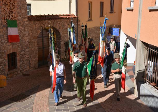 GLI ALPINI DI TUTTO IL LUINESE IN FESTA A BEDERO- MASCIAGO