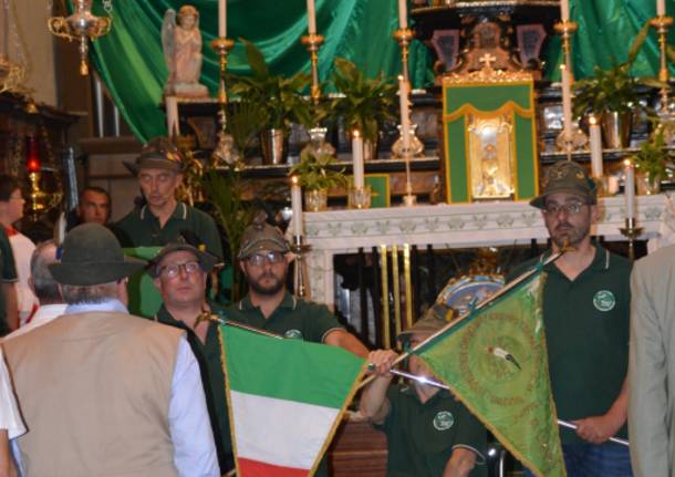 GLI ALPINI DI TUTTO IL LUINESE IN FESTA A BEDERO- MASCIAGO