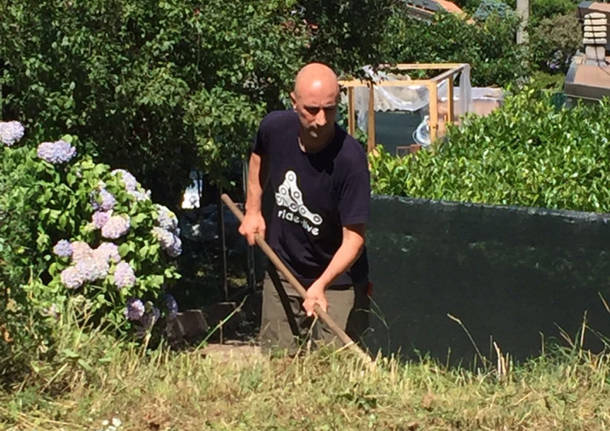 Volontari al lavoro a Cuasso