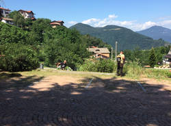 Cuasso al Monte - I volontari ripuliscono il paese