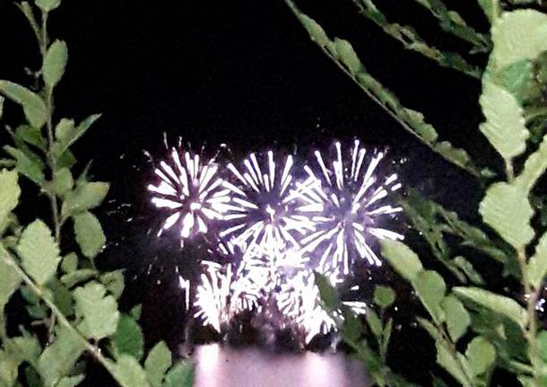 Italia e Svizzera unite dai fuochi artificiali