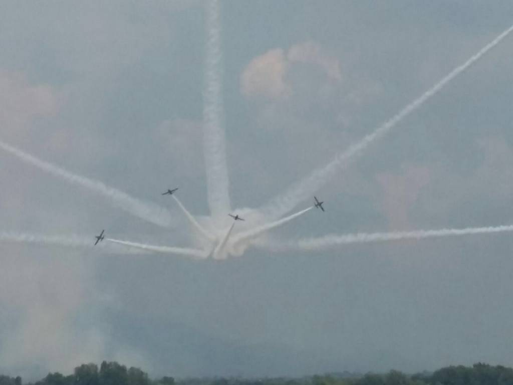 Frecce tricolori, le prove sul Lago Maggiore