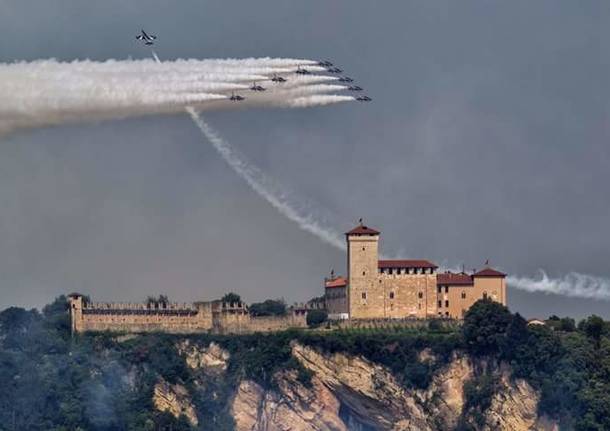 frecce tricolori rocca d'angera