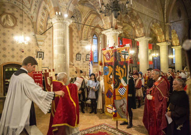 Iniziato il Palio con sfilata e Corsa dei Cerchi