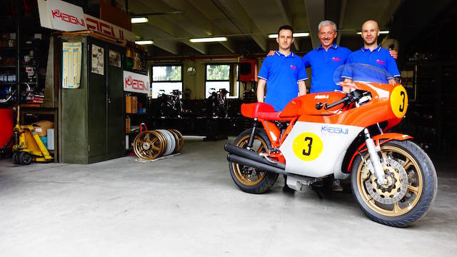 Moto Magni: tre cilindri e un genio