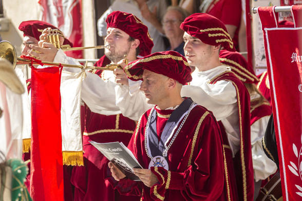 Palio dei Castelli, in piazza Garibaldi