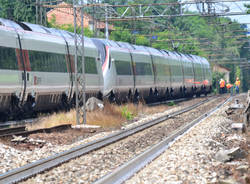 Persona investita dal treno, circolazione interrotta sulla Domodossola-Milano