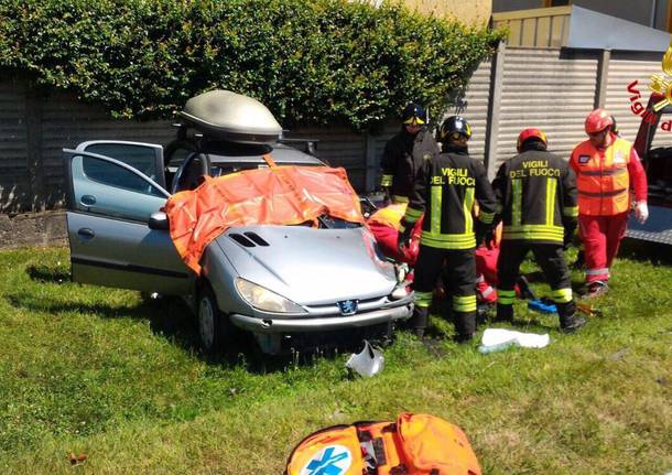 Scontro tra due auto