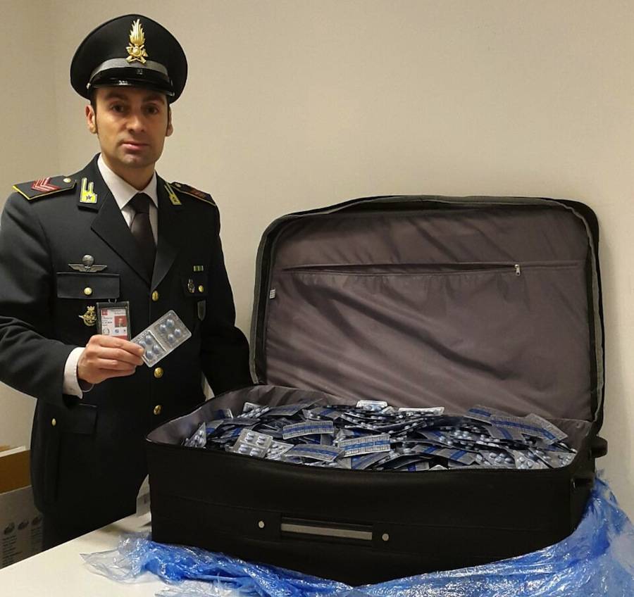 sequestro farmaci Malpensa 2016