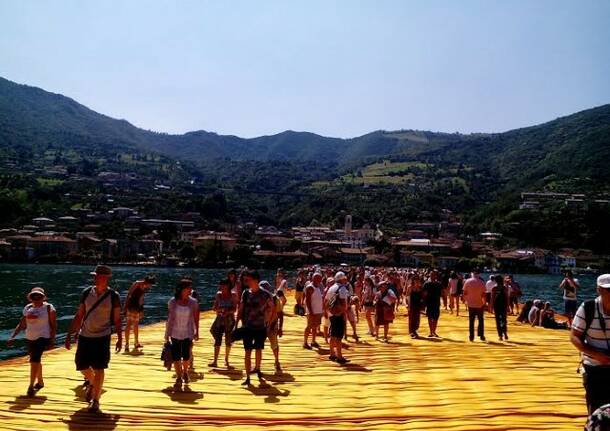 UNCI Milano sulla passerella dell’artista “Christo“