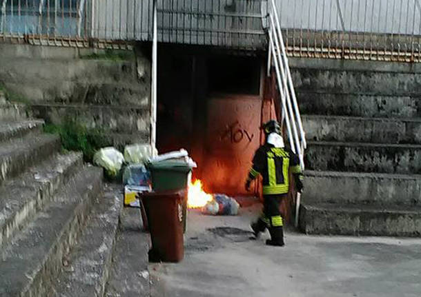 vandalismi redentore busto arsizio