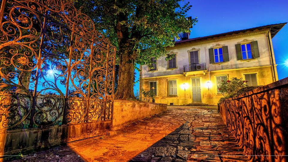 Villa Cova e la Luna