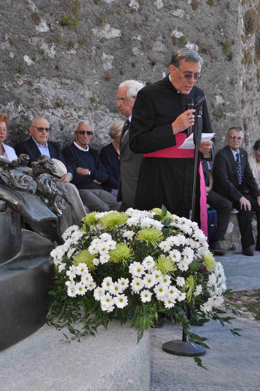 Al Sacro Monte la messa in ricordo di Paolo VI