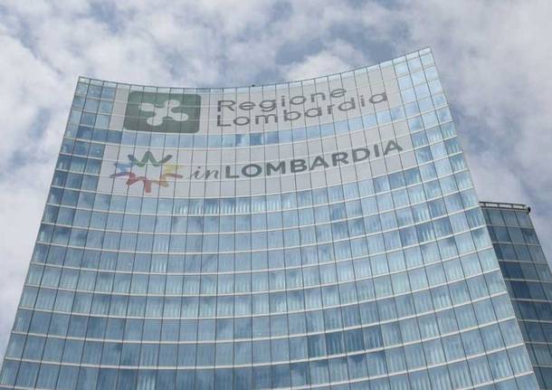 palazzo regione lombardia