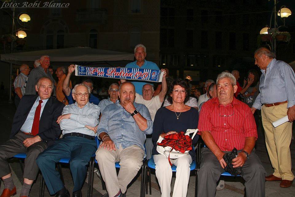 Festa in piazza per la Pro Patria