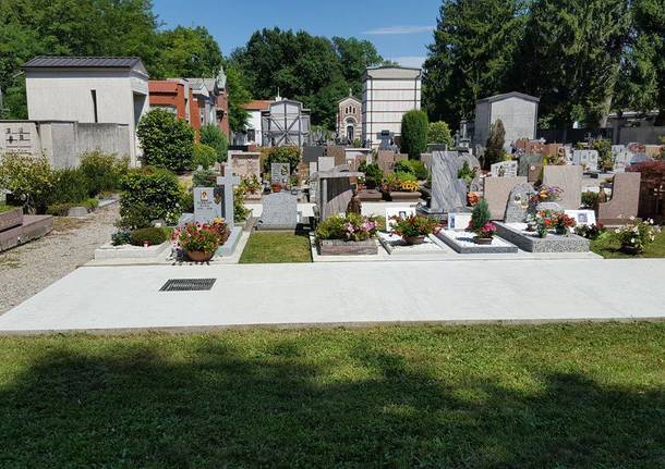 Cazzago Brabbia, l'ex sindaco fa pulizia