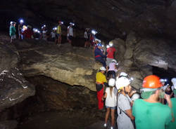 Cunardo - bambini in grotta