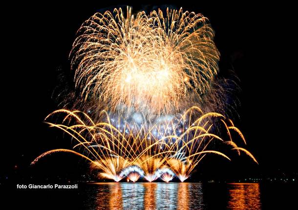 fuochi d'artificio Omega