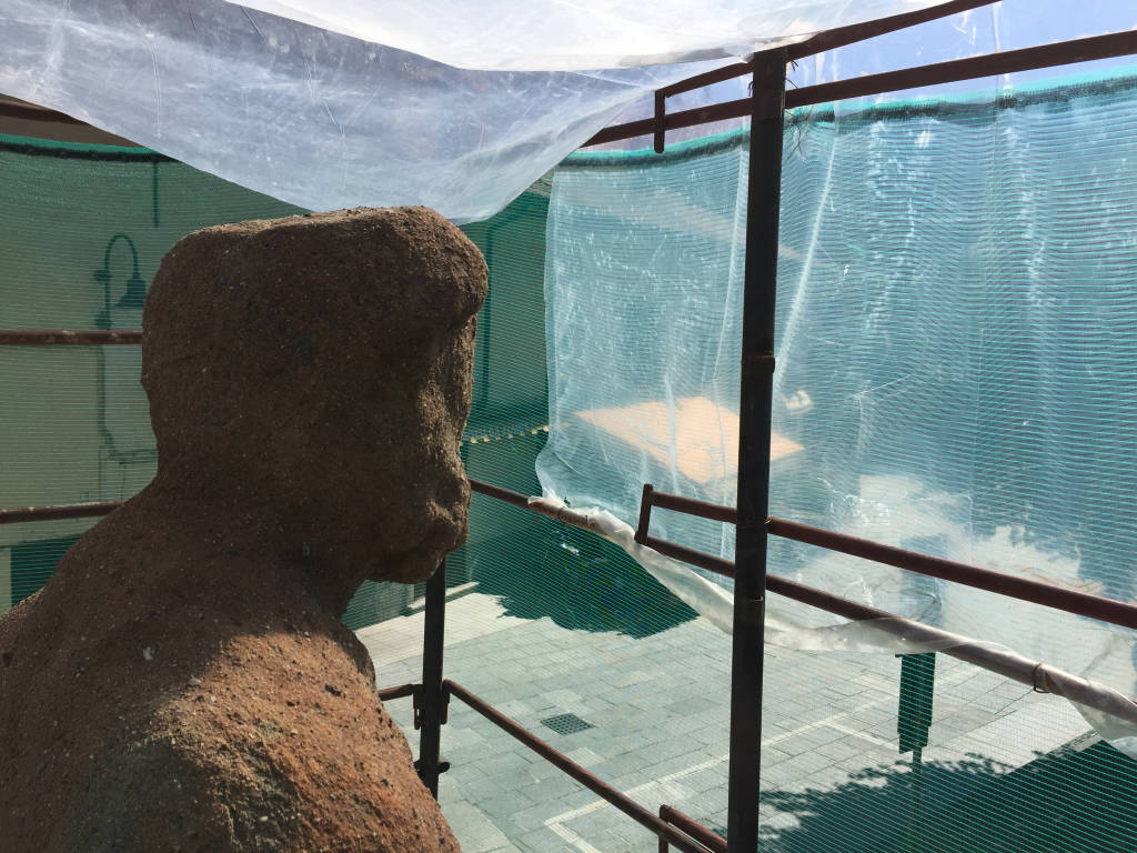 Il restauro della statua di sant'Ambrogio