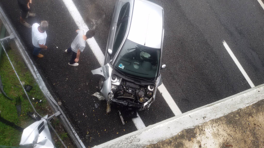 incidente cavalcavia a26 besnate