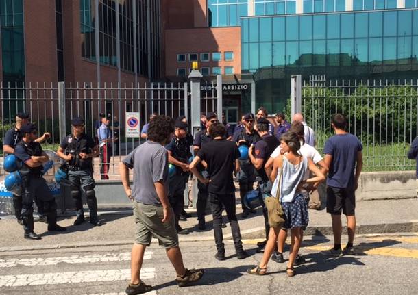 presidio no border tribunale busto arsizio