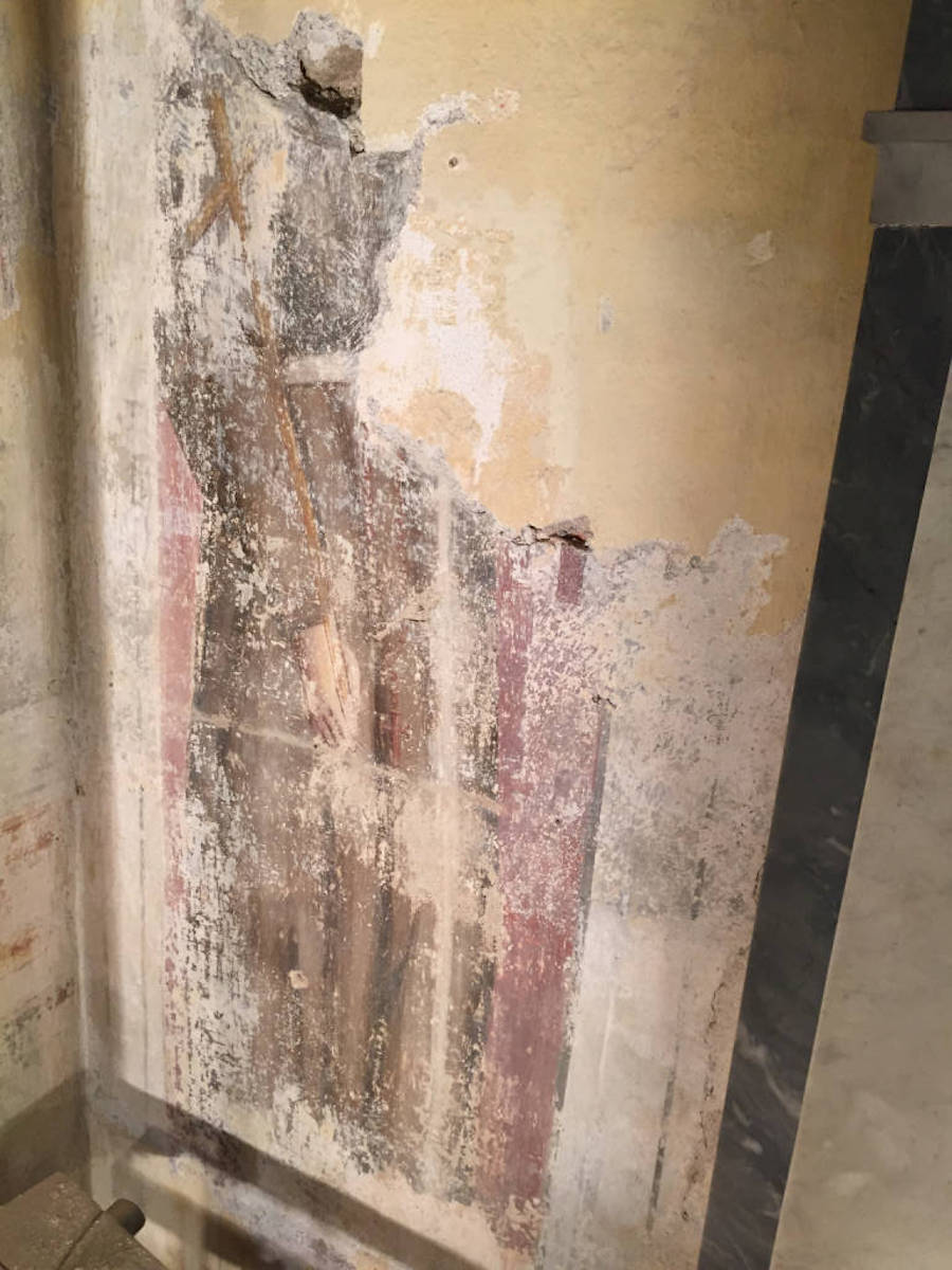 Restauri in Madonna in Campagna a Castiglione