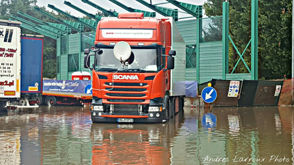 Temporali sulla provincia, strade allagate