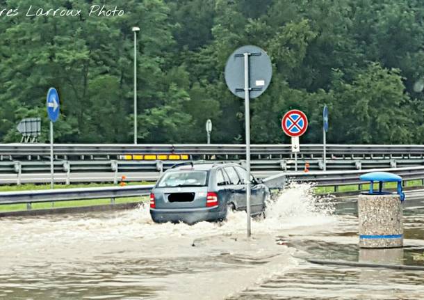 Temporali sulla provincia, strade allagate