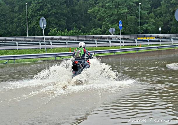 Temporali e strade allagate