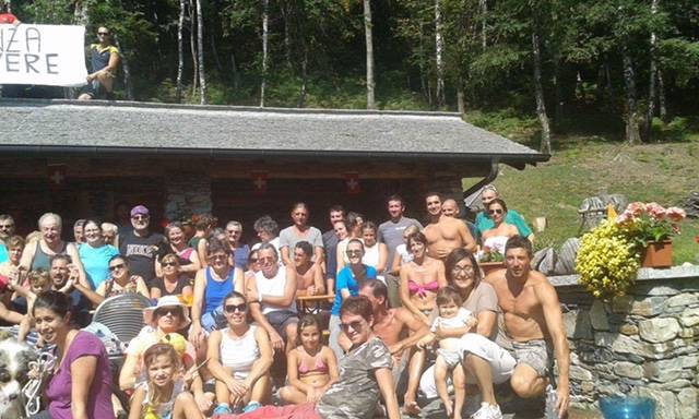 Un selfie per salvare il rifugio di Dumenza