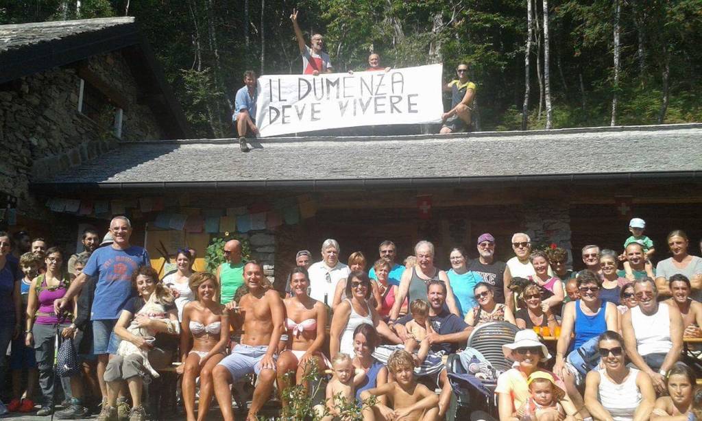 Un selfie per salvare il rifugio di Dumenza