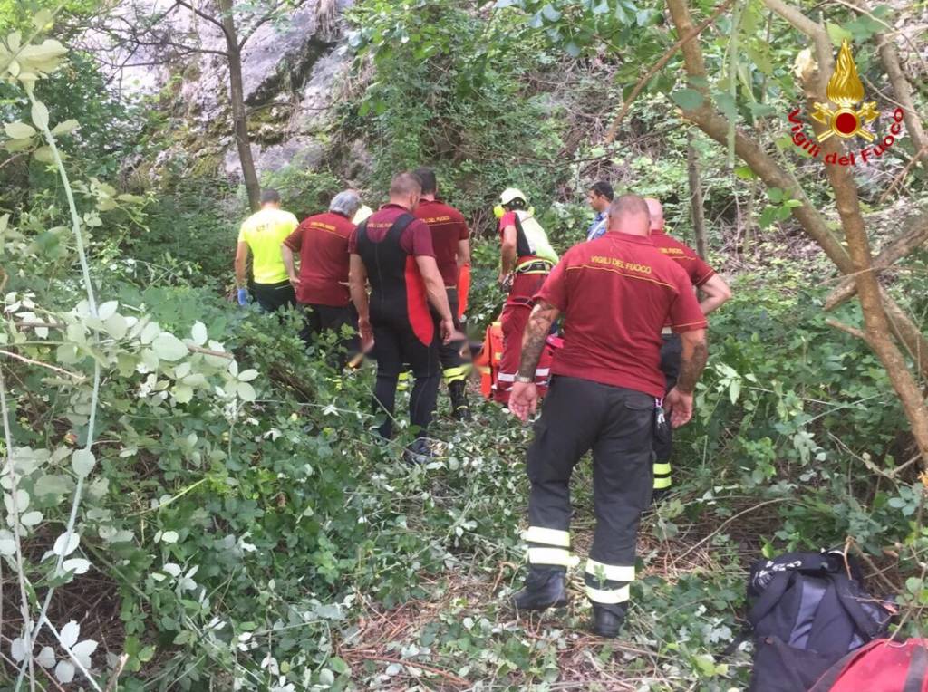 Ispra, il soccorso del sub