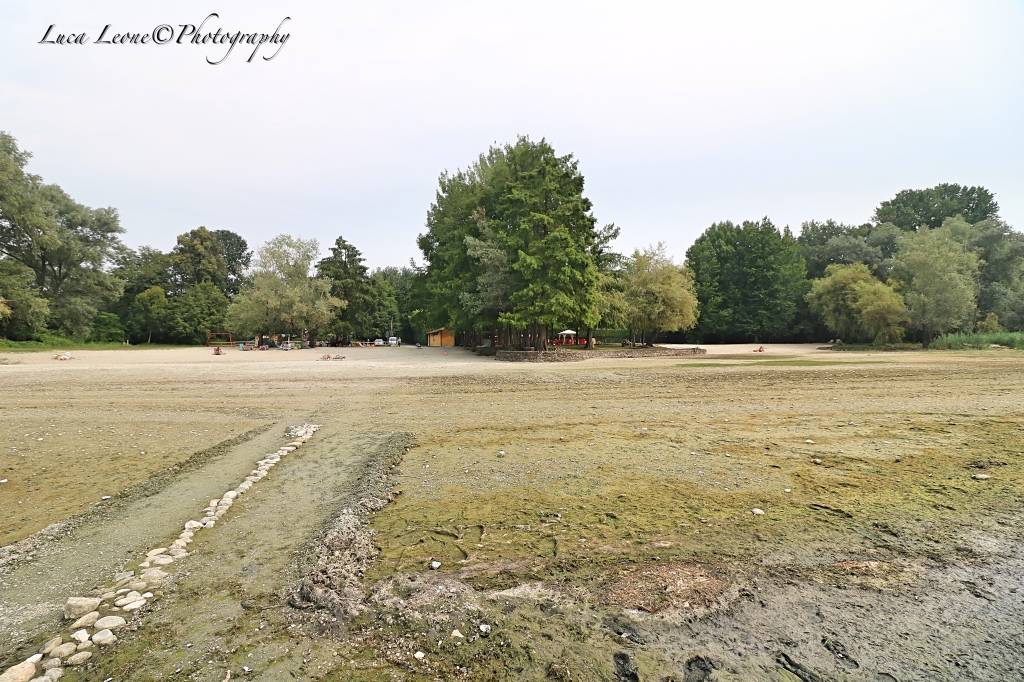Spiagge lunghe sul Verbano: è magra