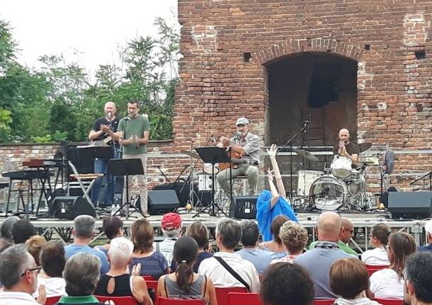Castello: in 2000 per il tributo a Fabrizio De Andrè