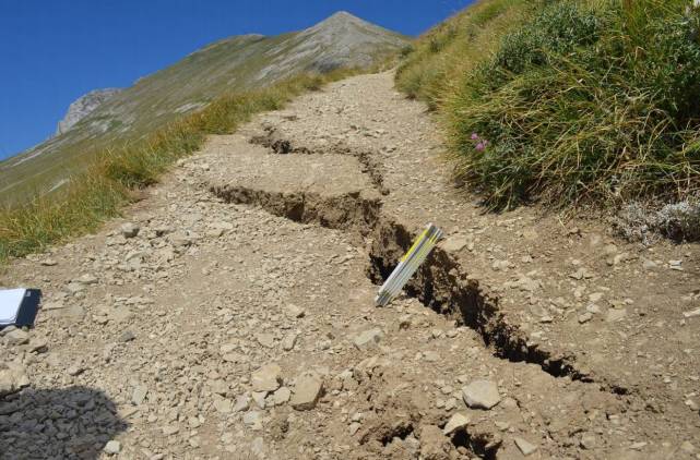 I geologi dell'Insubria studiano gli effetti del terremoto di Amatrice